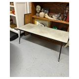 Rectangular Mid-Century Modern Coffee Table with Metal Legs 17x20x15