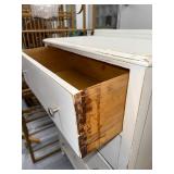 White Wood 4-Drawer Dresser with Vintage Distressed Finish