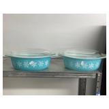 Set of 2 Vintage Pyrex Snowflake Blue Casserole Dishes with Lids