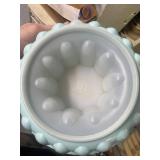 Set of 4 Tupperware Gelatin Molds with Lids and Citrus Juicer