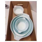 Set of 5 Vintage Pyrex Amish Butterprint Mixing Bowls and Casseroles