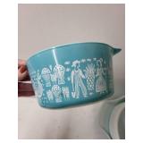 Set of 5 Vintage Pyrex Amish Butterprint Mixing Bowls and Casseroles