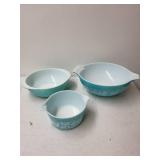 Set of 5 Vintage Pyrex Amish Butterprint Mixing Bowls and Casseroles