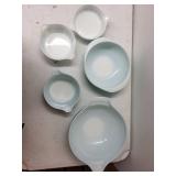 Set of 5 Vintage Pyrex Amish Butterprint Mixing Bowls and Casseroles