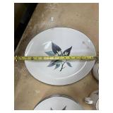 Homer Laughlin Rhythm Lotus Thai Dinnerware Set