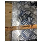 Heavy Duty Aluminum Checker Plate Tool Storage Box with Lockable Latch