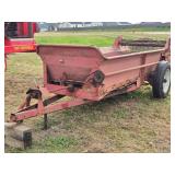 New Holland Pull-Type Manure Spreader
