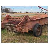 New Holland Pull-Type Manure Spreader