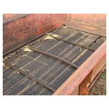 New Holland Pull-Type Manure Spreader