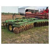 John Deere® 12