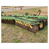 John Deere® 12