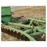 John Deere® 12