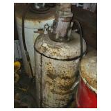 Barrel with Pump (gray)