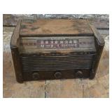 Vintage Radiola Radio