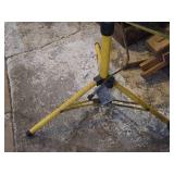 Dual Head Shop Light with Tripod