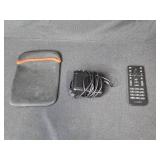 Vizio 7 Inch Portable LED LCD TV VMB070 with Accessories and Box