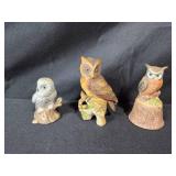 Wildlife Collector Lot: Owl Figurines, Decorative Plates, and Glass Mugs