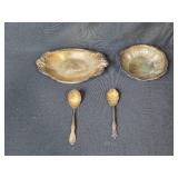 Vintage Collectibles Lot with Glass Decanter, Wild Cat Juice Jug, Ceramic Pony, Miniature Mugs, Spoons, and Kennedy Shakers