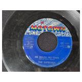 Collection of Vintage 45 RPM Vinyl Records - Motown, Beach Boys, Soul & More - in case records have no covers