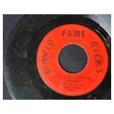 Collection of Vintage 45 RPM Vinyl Records - Motown, Beach Boys, Soul & More - in case records have no covers