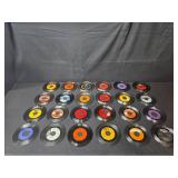 Collection of Vintage 45 RPM Vinyl Records - Motown, Beach Boys, Soul & More - in case records have no covers
