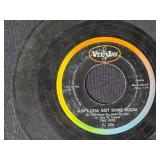 Collection of Vintage 45 RPM Vinyl Records - Motown, Beach Boys, Soul & More - in case records have no covers