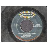 Collection of Vintage 45 RPM Vinyl Records - Motown, Beach Boys, Soul & More - in case records have no covers