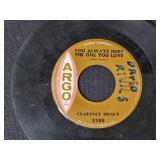 Collection of Vintage 45 RPM Vinyl Records - Motown, Beach Boys, Soul & More - in case records have no covers