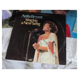 Lot of Vinyl Records Including Jackie De Shannon, Dolly Parton, Anita Bryant, Sammi Smith