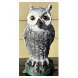 SY - Pair of Resin Yard Owl Decoys