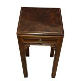 MB - Vintage Drexel Heritage Furnishings Side Table with Slide-Out Shelf