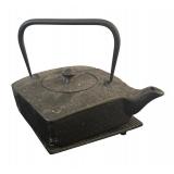 MB - Set of 3 Cast Iron Tea Pots with Infusers