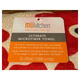 LR - Set of 3 MÜKitchen Ultimate Microfiber Towels Red Poppy Design
