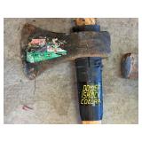 2 Heavy Duty Sledgehammers with Wood and Fiberglass Handles