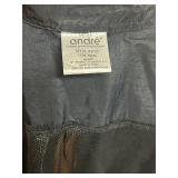 BS - Koken Adjustable Salon Chair with Black Vinyl Upholstery and Floor Mat