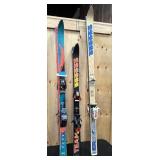 Vintage k2 snow skis
