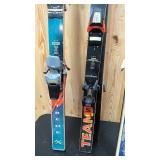 Vintage k2 snow skis