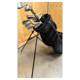 Callaway Golf bag with right handed clubs and drivers