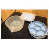 3 large tupperware with lids