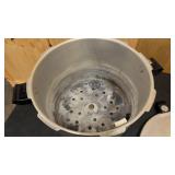 Presto Pressure Canner and Cooker 500