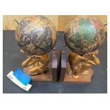 Titan Atlas made in Italy book ends