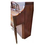 DR - Kawai 801-T Console Piano with Bench and Mahogany Finish