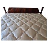MBR - King Size Four-Poster Bed Frame with Matelasse Coverlet