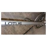 LL-G - Nagusi Lotus Road Bicycle with Drop Handlebars