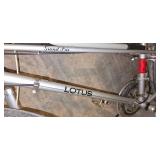 LL-G - Nagusi Lotus Road Bicycle with Drop Handlebars