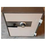 LL-ST - Large Heavy-Duty Safe with Combination Lock