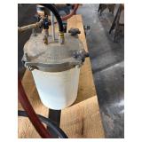Pressure Pot Sprayer