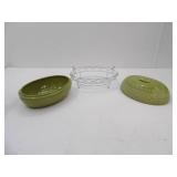 Temp-tations Presentable Ovenware Oval Casserole Dish in Green/floral and basket weave pattern. Comes with a matching metal stand