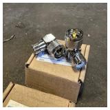 Maxmoral Jack connector