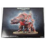 Warhammer 40,000 Chaos Beast Box Set & Unpainted Space Marine Figure